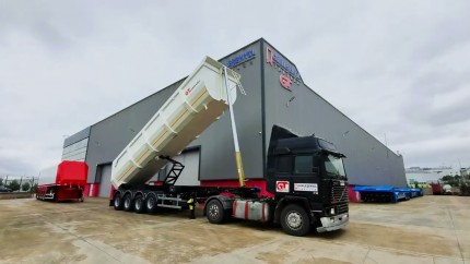 4 Axle Tipper Semi-Trailer Double Tire 45 m³